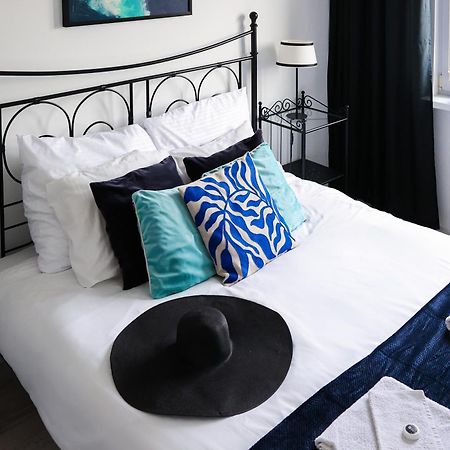 Apartament Czarno Na Bialym Владиславово Екстер'єр фото